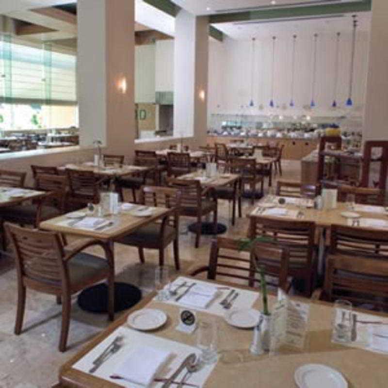 Fiesta Inn Culiacán Ресторант снимка