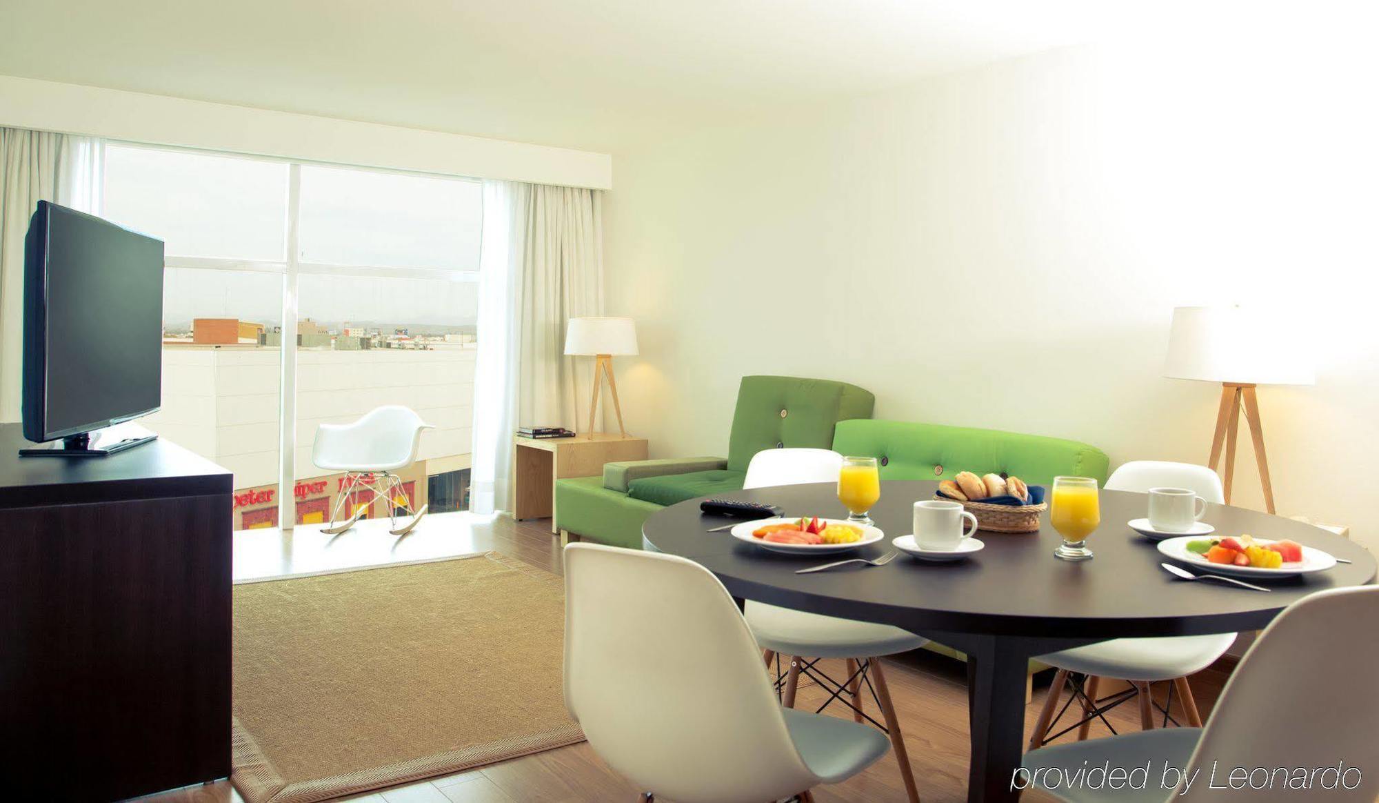 Fiesta Inn Culiacán Екстериор снимка